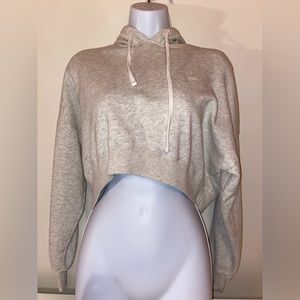 cropped hoodie